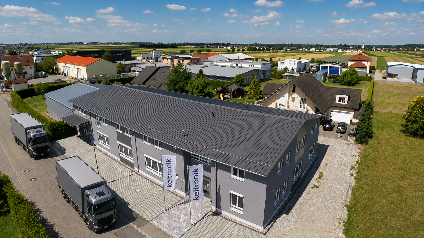 Firmengebäude von Keltronik in Graben mit LKW-Verladung
